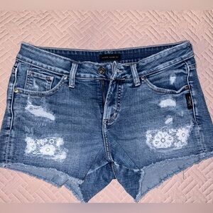 Silver Jeans Co. Boyfriend Short with Lacing detail